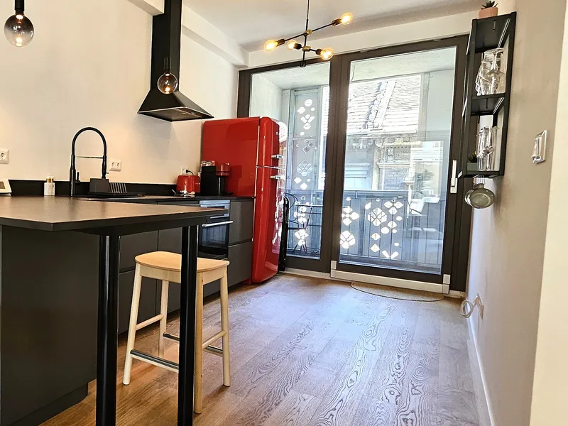 1066 Budapest 6. kerület - Hatalmas terasz, új építésű Penthouse a belvárosban!