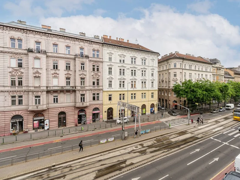 Igényesen felújított lakás, AIRBNB opcióval, teljesen bútorozva eladó!