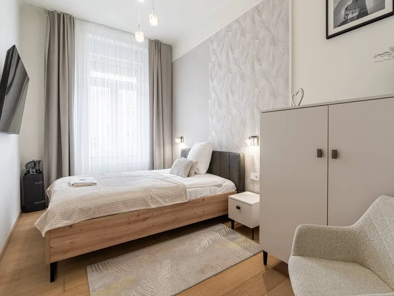 Igényesen felújított lakás, AIRBNB opcióval, teljesen bútorozva eladó!