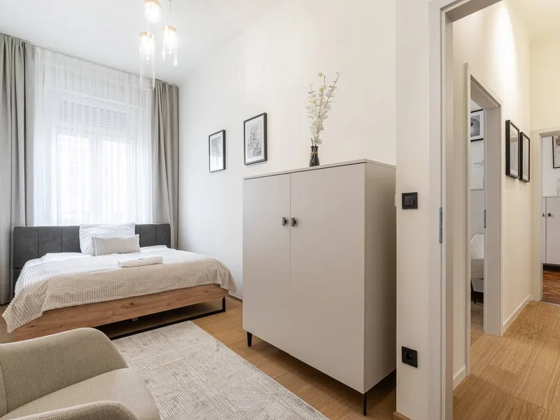 Igényesen felújított lakás, AIRBNB opcióval, teljesen bútorozva eladó!