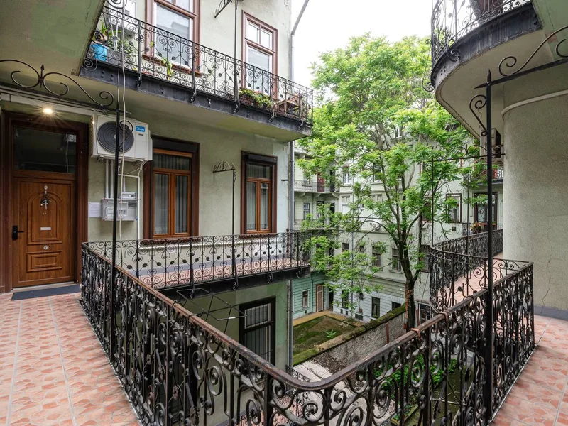 Igényesen felújított lakás, AIRBNB opcióval, teljesen bútorozva eladó!
