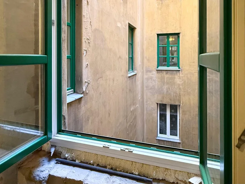 1095 Budapest 9. kerület - Mester utcai teljesen felújítandó jó lehetőségekkel!
