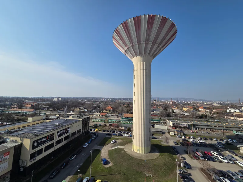 Eladó napfényes, erkélyes lakás kiváló lokációval Budapest XXI. kerületében, Csepelen!
